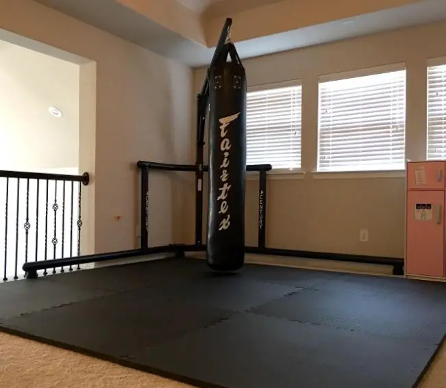 rock boxing bag stand